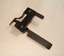 Singer 500 503 401 403 400 Sewing Machine Bobbin Case Position Bracket 172085