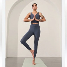 ATHLETA XS Transcend Crossover 7/8 Tight GREY NEW 842514