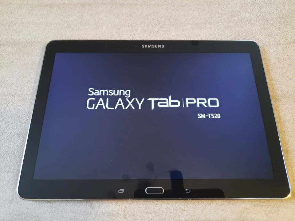 Samsung Galaxy Tab Pro SM-T520 mit Otterbox - Bild 3 von 4