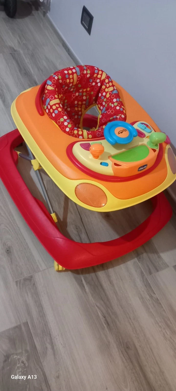 children's swivel
Opens in a new window or tab