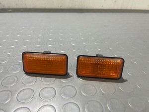 VW Golf Mk3 Jetta Mk3 Vorfacelift OEM Set Euro Orange Seitenblinker Kotflügel