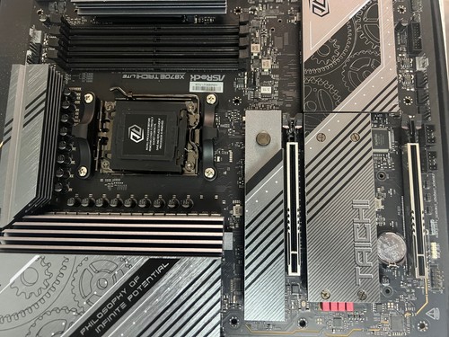 ASRock X870E Taichi Lite AM5 AMD X870E SATA 6Gb/s Extended ATX Motherboard