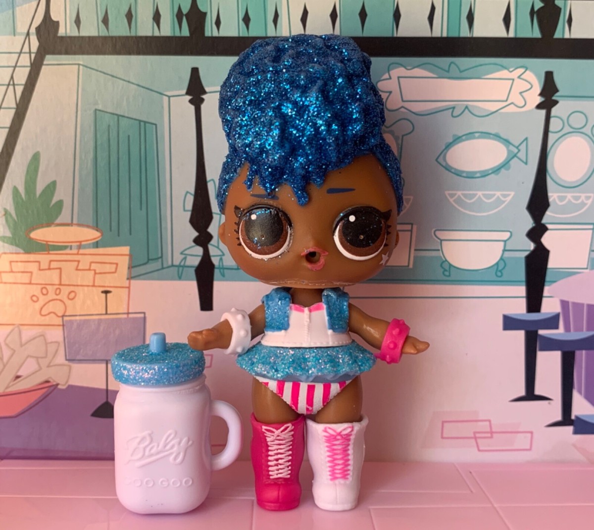 LOL Surprise Doll Series Independent Queen