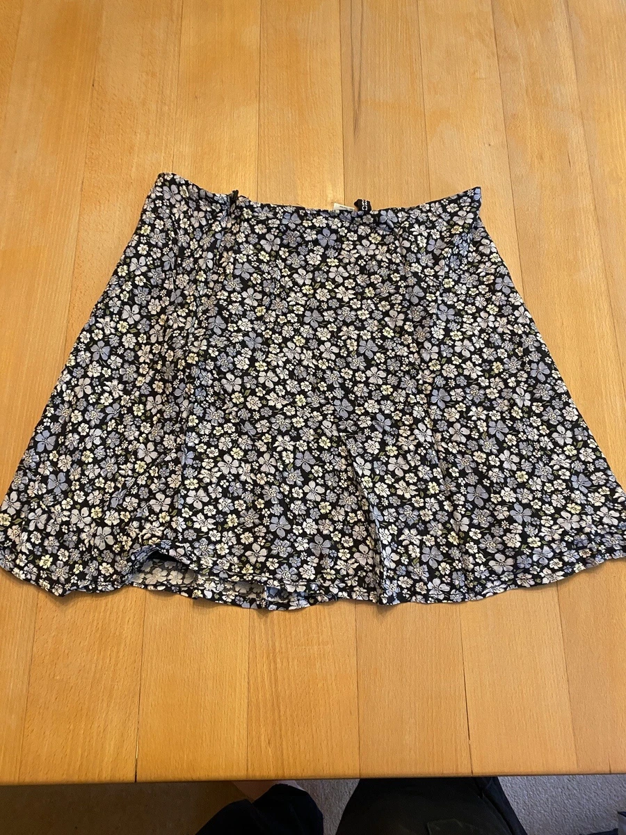 H and m top long floral skirt