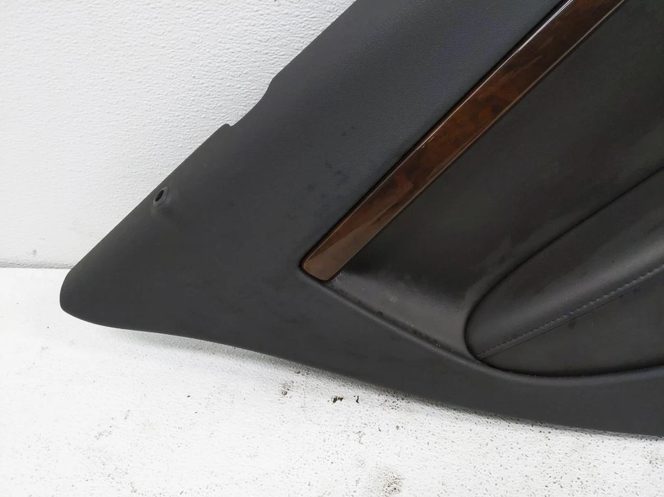 Volvo S80 2010-2016 sedán 4 puertas trasero izquierdo conductor interior puerta panel negro Foto 4 de 4