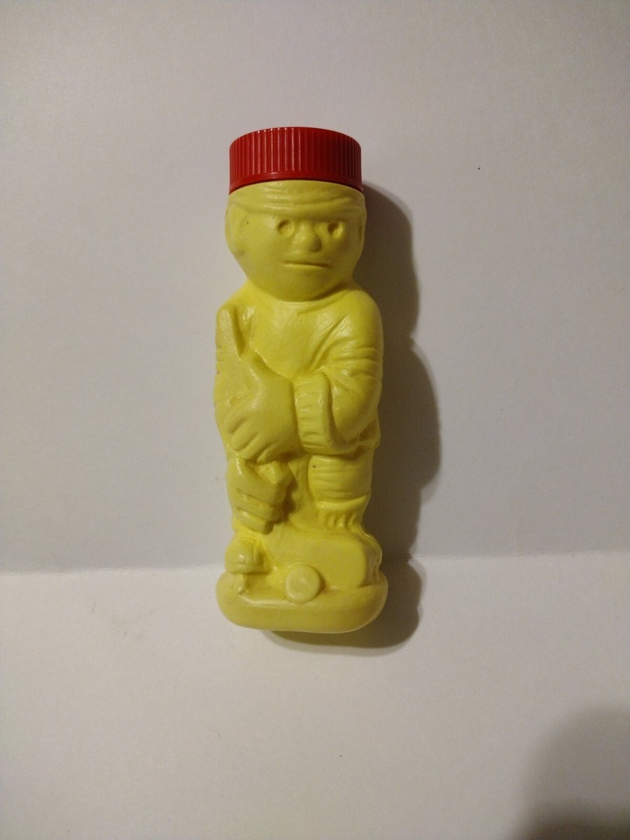 Vintage 1970s Domino Sugar N' Cinnamon Yellow Hockey Theme Vintage 1970s Domino Sugar N' Cinnamon Yellow Hockey Theme