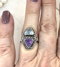 .925 Sterling Silver 925 Amethyst And Blue Topaz Ring - Size 6 - 6 Grams