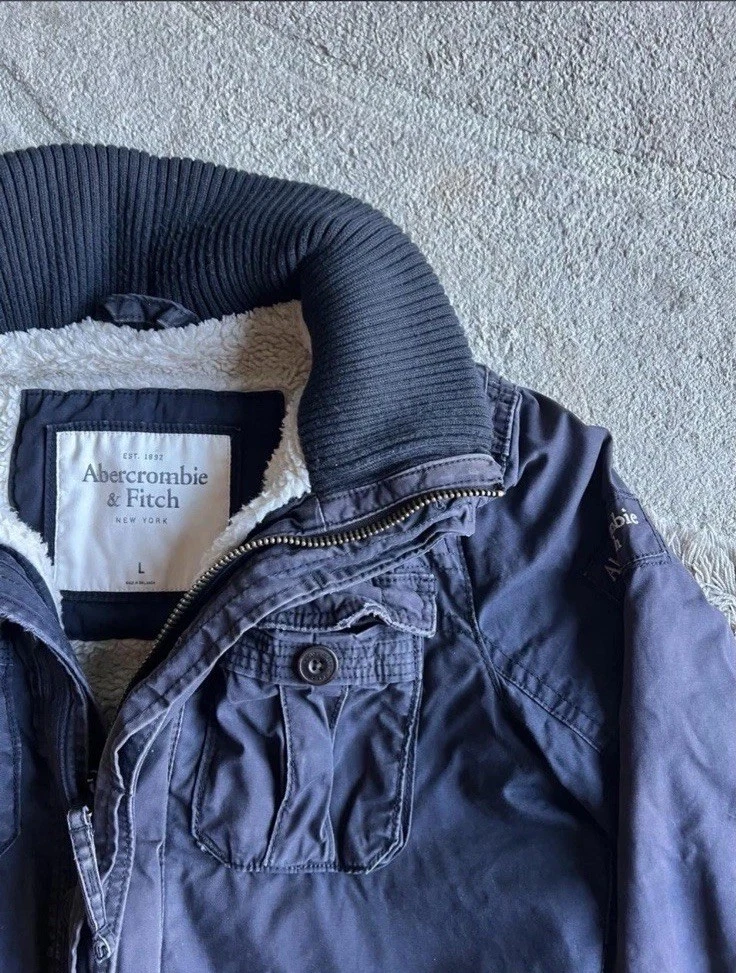 Vintage Heavyweight Abercrombie & Fitch Navy Jacket - Adirondack-like-Style - product detail image 3