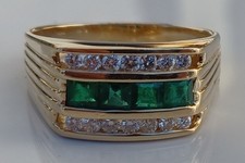 14kt. Solid Yellow Gold Diamond Emerald Mans Ring. Size 11.25