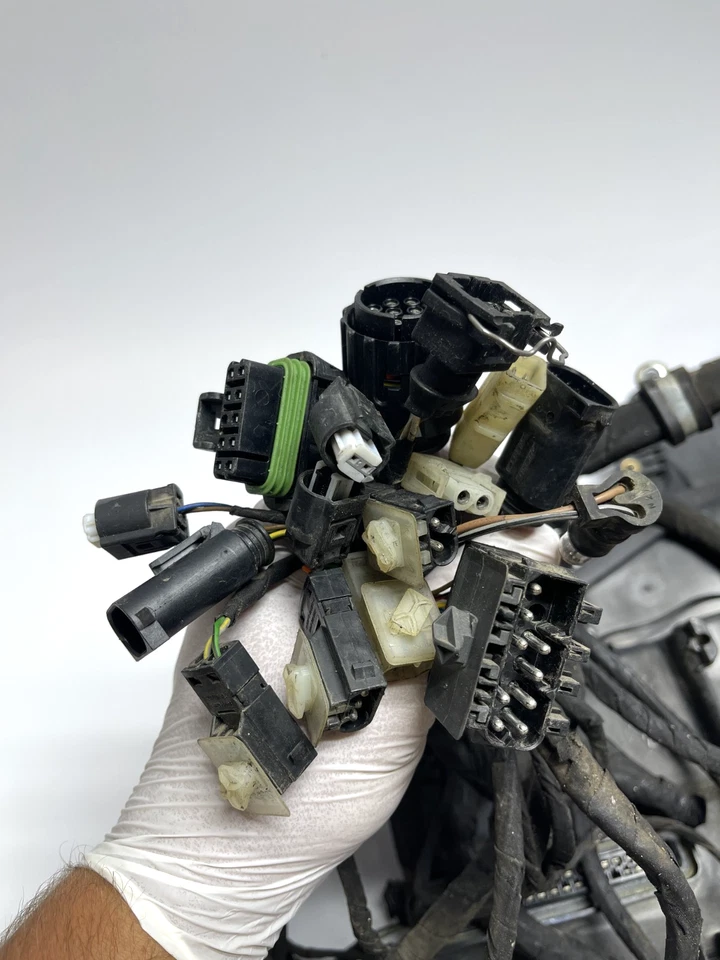 Arnés de cableado del motor principal dañado telar de cable del motor 2001 BMW K1200LT OEM Foto 3 de 4