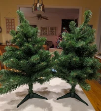 LOT 24" Christmas Tree, Vickerman Imperial Pine, with stand (2)