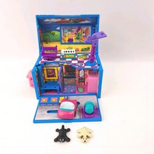 Vintage Pound Puppies Hollywood Compact Playset With Dog And Cat Figures