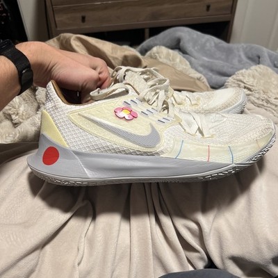 Size 13 - SpongeBob SquarePants x Nike Kyrie 2 Low Sandy Cheeks