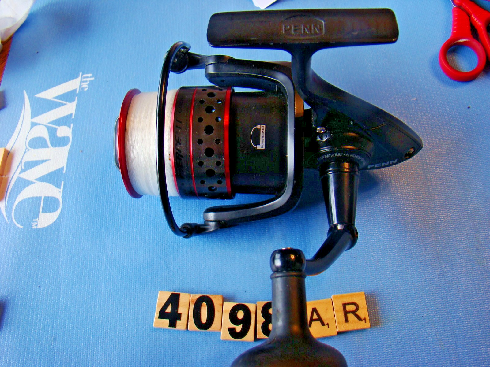 U4098 TR PENN FIERCE II LARGE SPINNING FISHING REEL