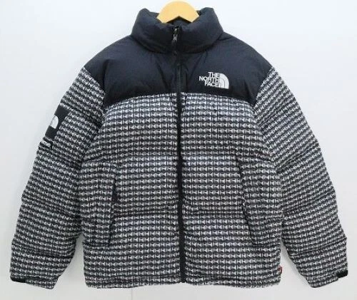 Veste Nuptse cloutée Supreme X THE NORTH FACE 21SS taille M noir ND42100I