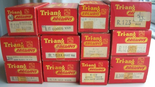 12 x Triang Railway Wagons - - Picture 7 of 7