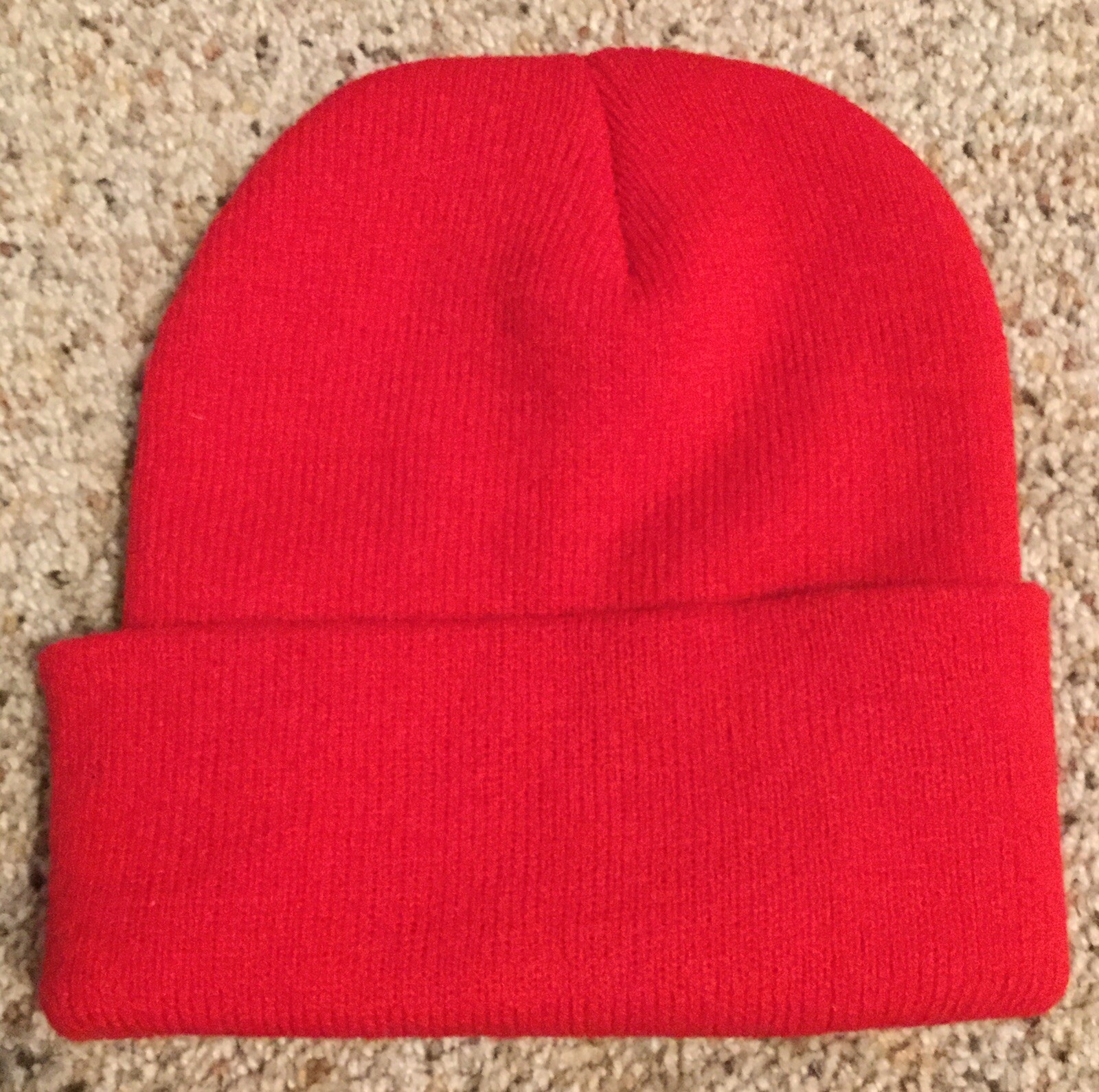 red winter cap
