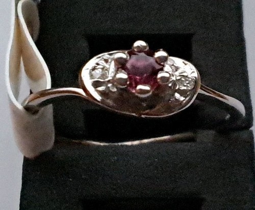 Damen Gold Ring - Rubin + 2 Diamanten 0,13 Ct. - sehr guten Schliff - Ungetragen - Bild 5 von 11