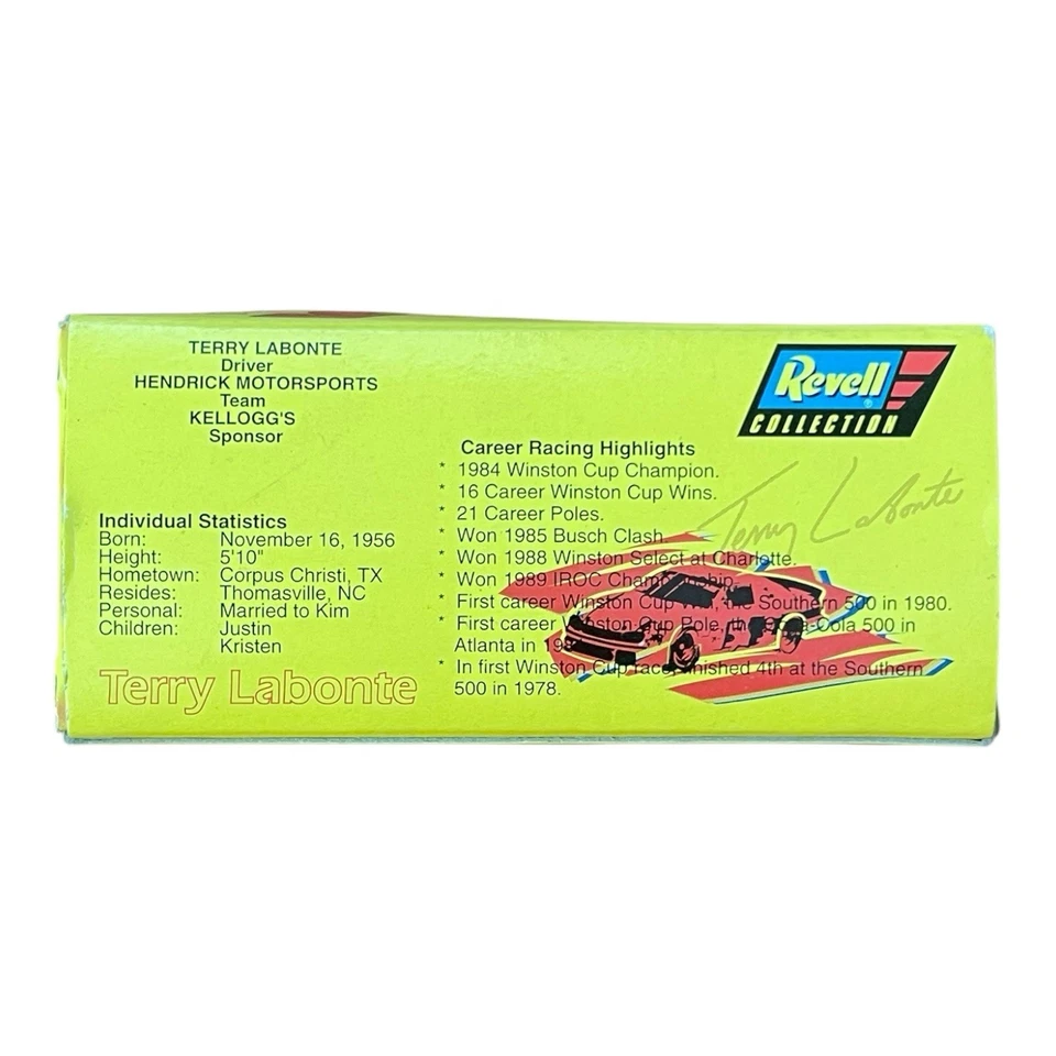 Terry Labonte #5 Kelloggs Honey Crunch 1996 Revell 1:64 Scale Die Cast - Image 3 of 4