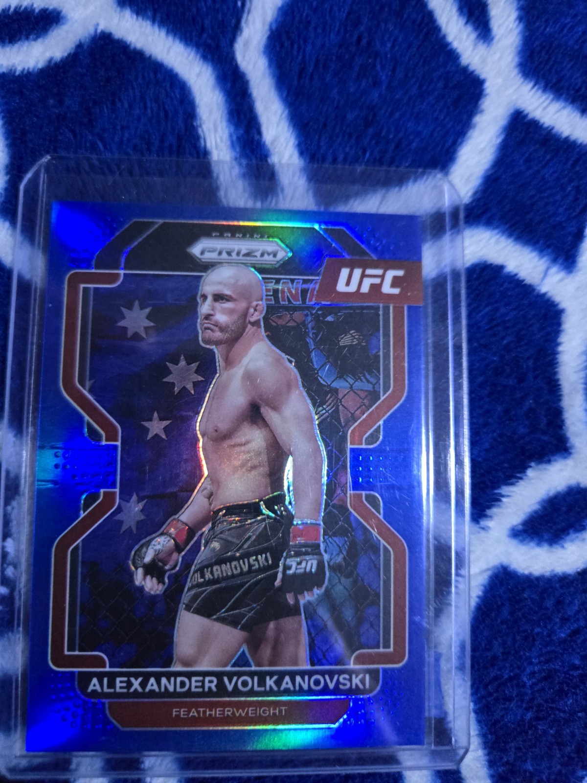2022 Panini Prizm UFC - Alexander Volkanovski #147 Blue Prizm /199