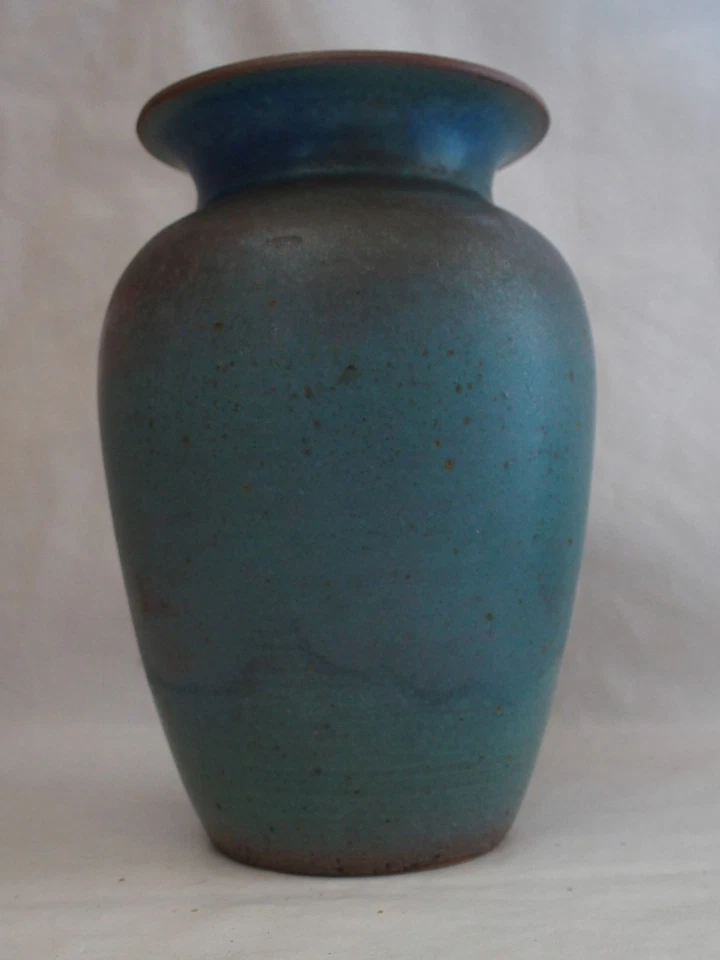 ANCIEN VASE EN GRES /signé - Photo 2/4