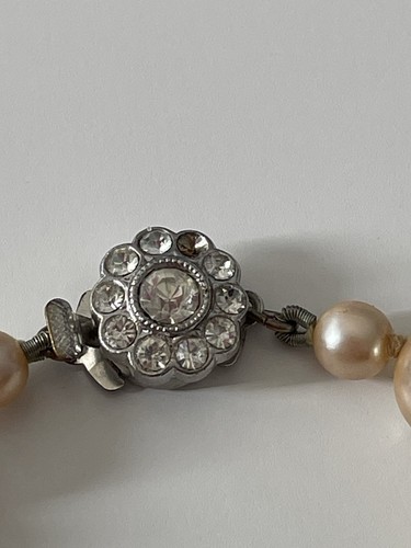Rare - Vintage - Hand Crafted - Faux Pearl Bracelet - Individually Knotted - Picture 4 of 9