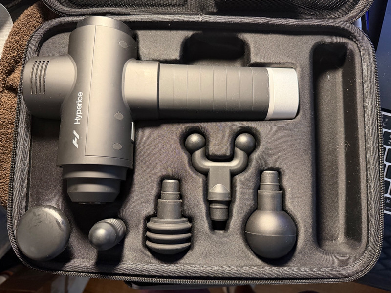 Hyperice Hypervolt Pro 2 Massage Gun (premium case + 5 attachments)