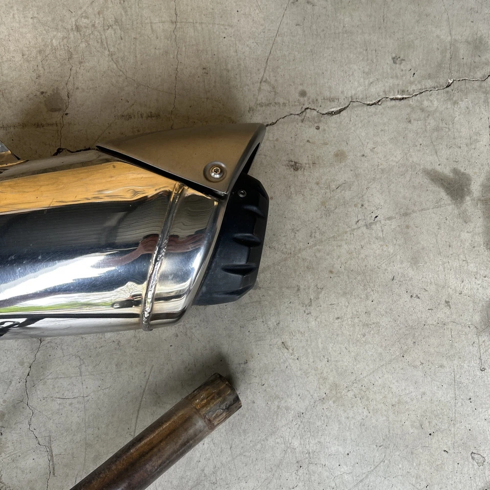 2001 - 2005 BMW F 650 CS F650CS Exhaust Pipe Muffler Silencer With Oxygen Sensor - Image 4 of 4