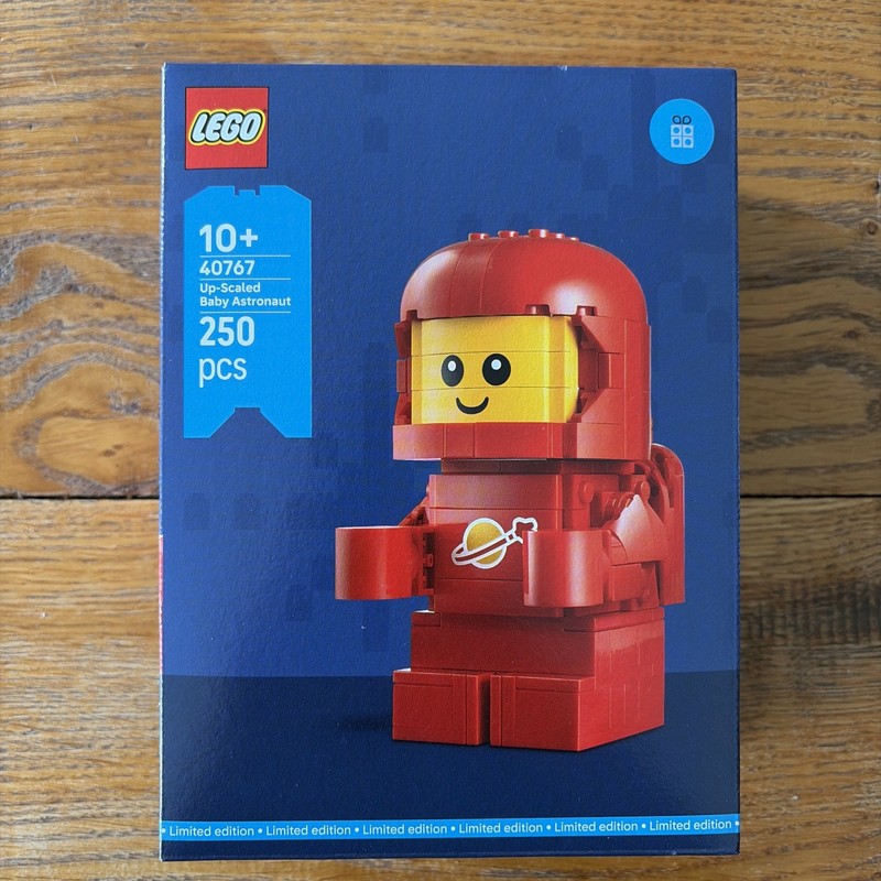 LEGO Space (40767) : Up-Scaled Baby Astronaut - Limited Edition - New & Sealed