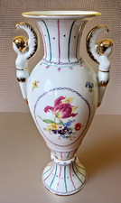 Vintage Amphorenvase Porzellan mit Goldverzierung - handbemalt - H: 31 cm -