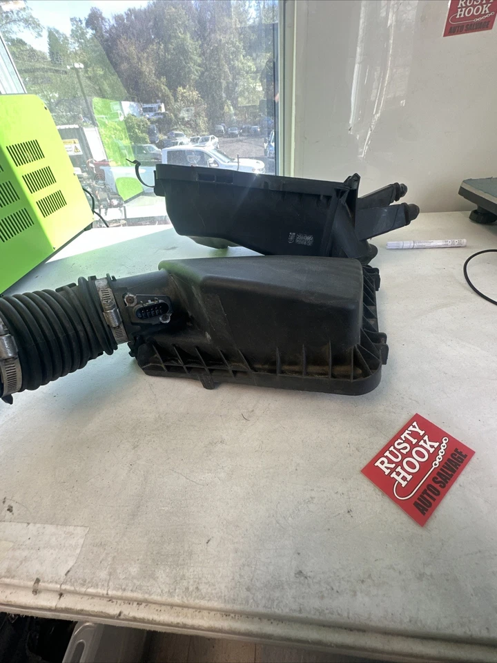 Chevrolet Malibu 2011 caja de respiración de aire 2,4 litros 25943864 Foto 2 de 4