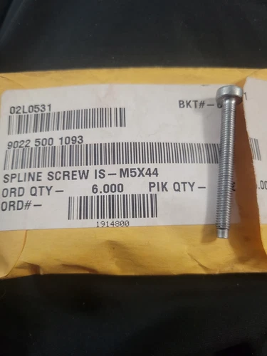 NEW Genuine STIHL Intake Baffle Screw MS201TC-M (M-TRONIC) 9022-500-1093 OEM