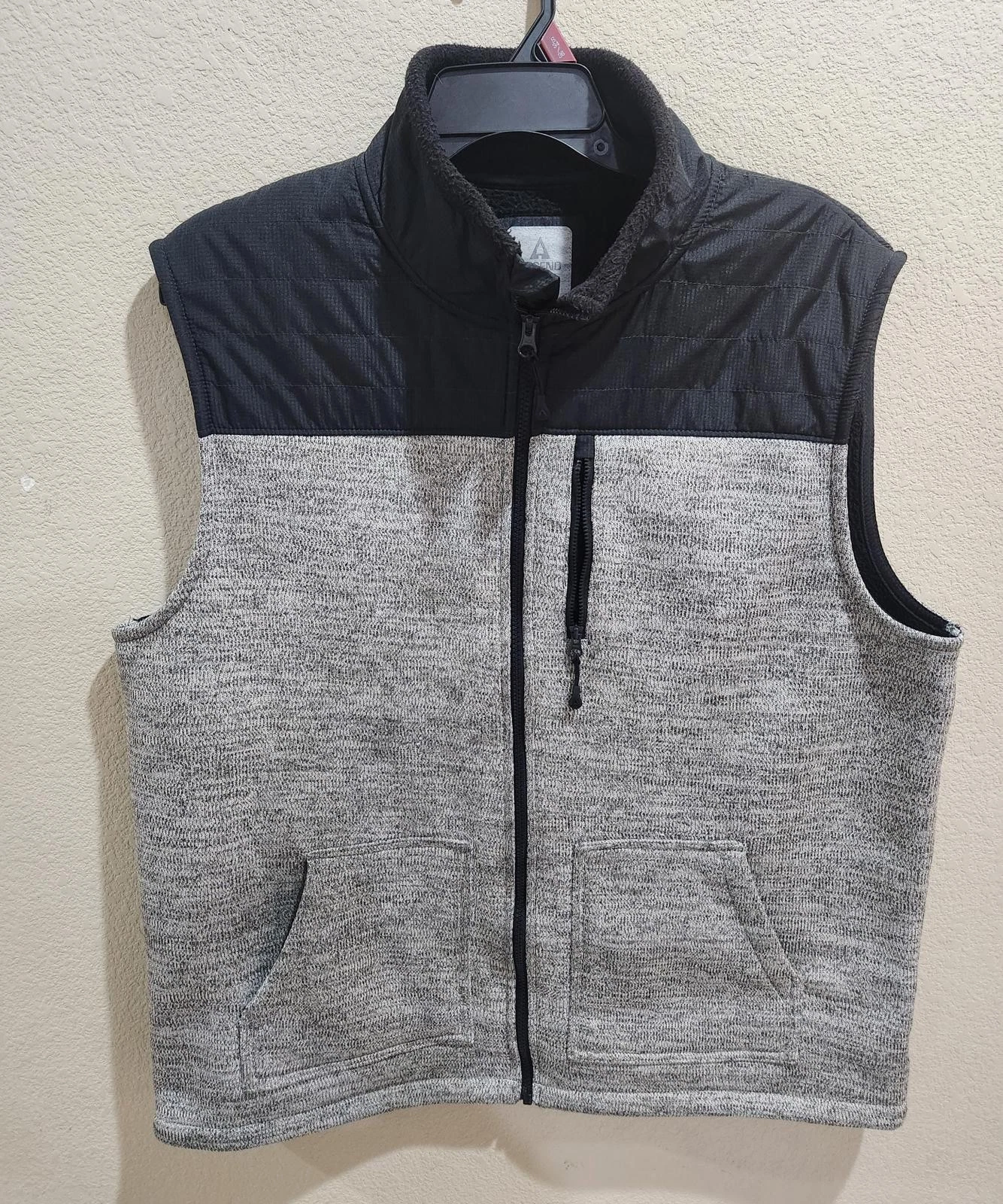 Ascend utility Golf Full zip Vest Men’s Size XL Quilted/Fleece Hiking Outdoor
