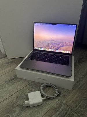 Apple MacBook Pro 14 Zoll (512GB SSD, M3, 8GB) Laptop - Space Grau