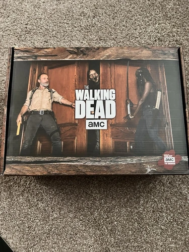 The Walking Dead Supply Drop 4 (Rick Edition) Partial Set (No Shirt)