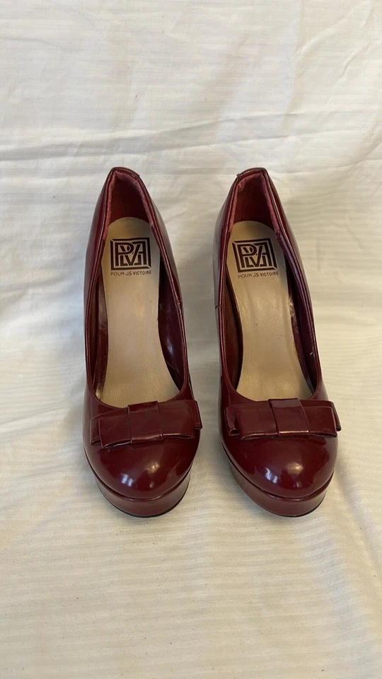 Pour La Victoire Pumps Shoes Red Patent Leather Size 8 - Image 4 of 4