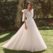 Trendy Bow Strap Wedding Dresses Lace Appliques V Neck Backless Bridal Gowns  