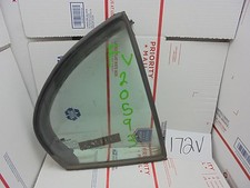 98 99 00 01 02 Leganza REAR PASSENGER Vent glass Small Window rear door # 172V