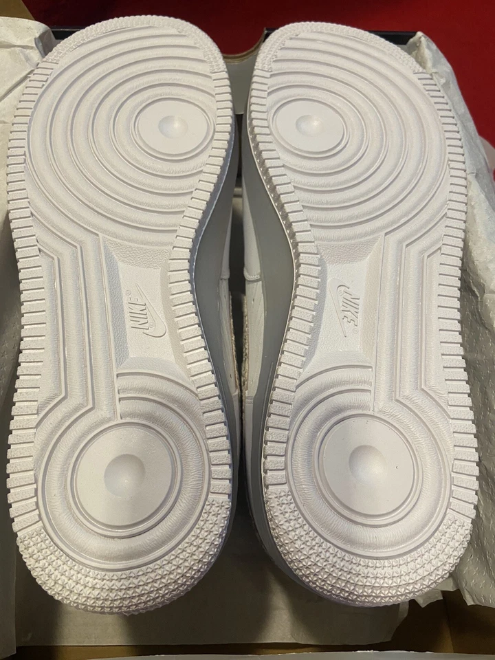 New Mens Size 10.5 Nike Air Force 1 Low Premium CMFT QS “Brazil” 635272-100 RARE — 第 3/4 张图片