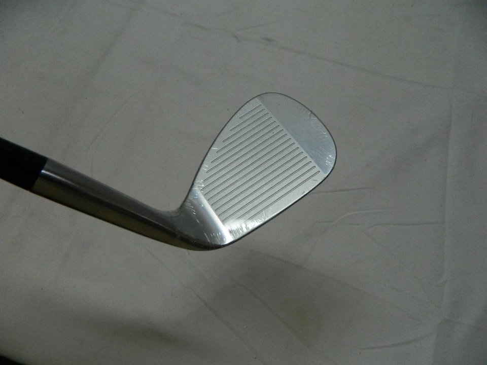 New LH TaylorMade Milled Grind Chrome 52* Gap Wedge AW 52.09* DG Wedge Flex - Image 2 of 4