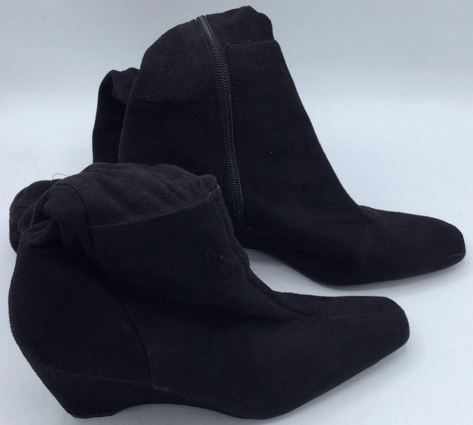 Botas hasta la rodilla Apostrophe Katerina de tacón alto talla 7,5 M negras Foto 3 de 4