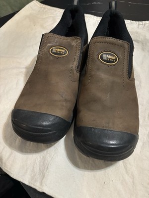 Alpine mens shoes size 13