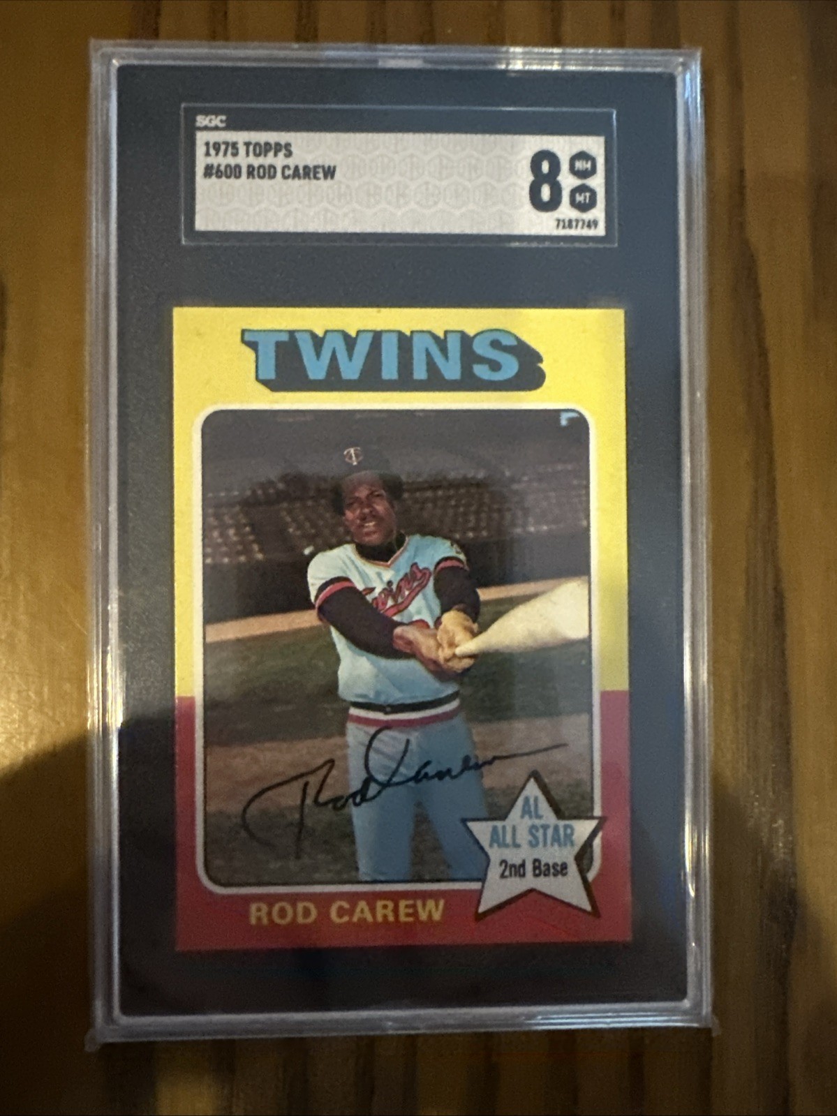 1975 Topps - Rod Carew #600 Graded SGC 8 NMT/MT