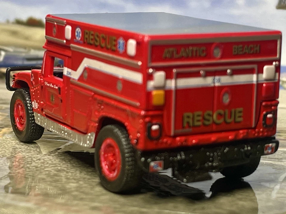 Atlantic Beach, NJ Rescue Hummer 1:64 Scale Diecast Johnny Lightning 1999 - Image 4 of 4