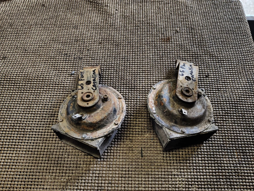 Pontiac Catalina Bonneville 1965 Grand Prix Star Chief bocinas altas y bajas Foto 3 de 4