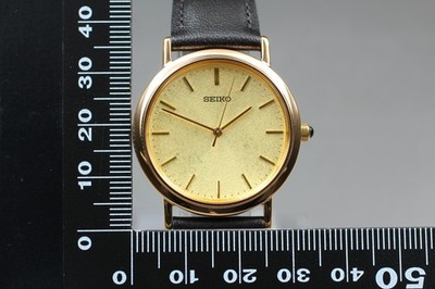 2016 N MINT Seiko 7N01-HZB0 SZLJ155 Gold Quartz Mens Watch From