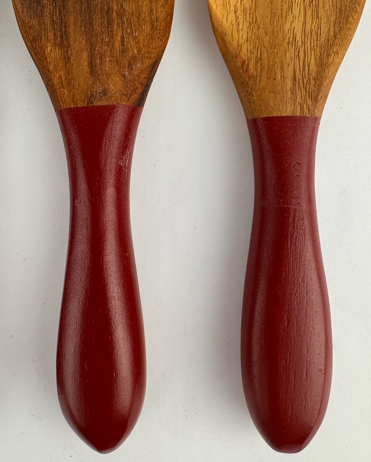 Mad Hungry Original 4-Piece Acacia Spurtle Set Natural wood Red