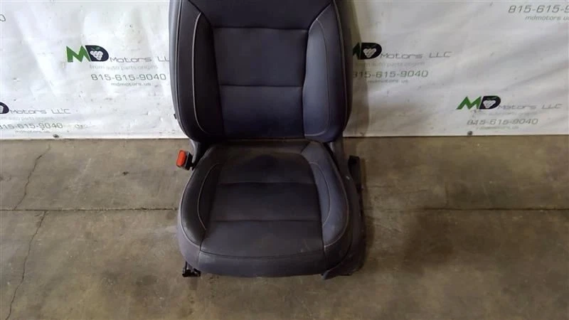 2018-2020 GMC ACADIA DRIVER FRONT SEAT BUCKET CLOTH ELECTRIC - Image 3 of 4