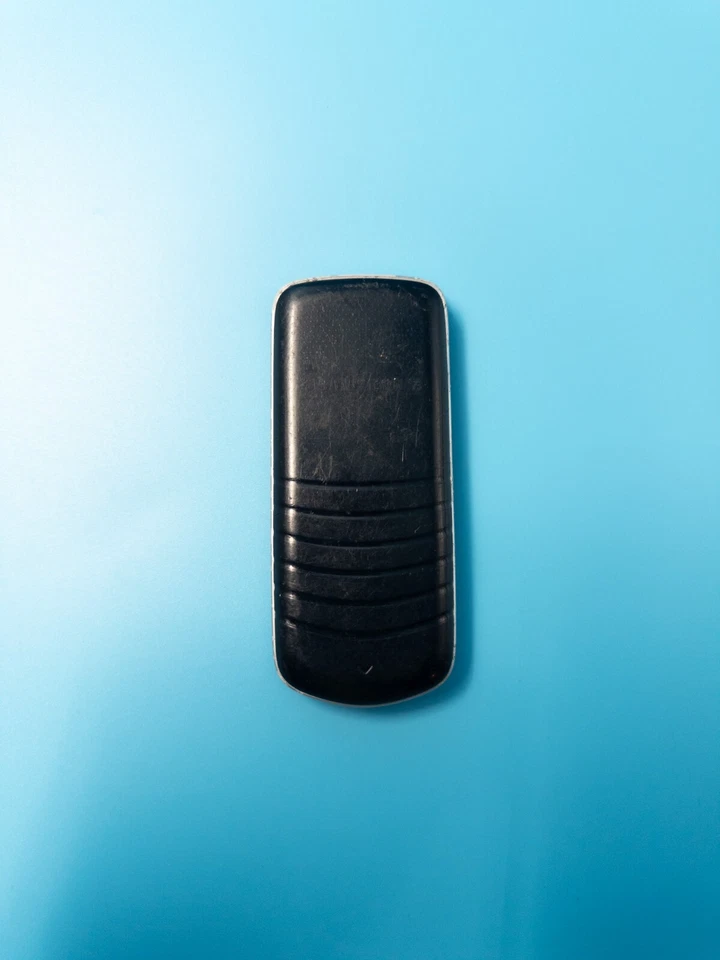 Samsung SGHT105G  800mA Battery - Black Sold As Is For Parts Not Working - Image 3 of 4