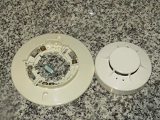 FCI FENWALL PSD-7155 PHOTO SMOKE DETECTOR HEAD WITH BASE, FREE FEDEX 2DAY SHIP